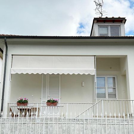 La Casa Di Rosi Al Mare Apartment Vada Exterior foto